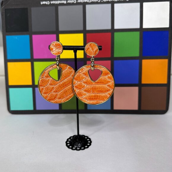 Orange Circle Shape With Cutout Animal Print Texture Faux Gold Trim‎ Earrings - Picture 10 of 11